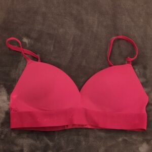 PINK Everywhere Wireless Pushup Bra